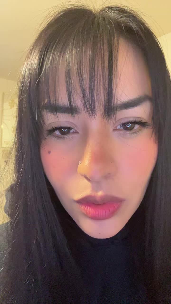 @🖤