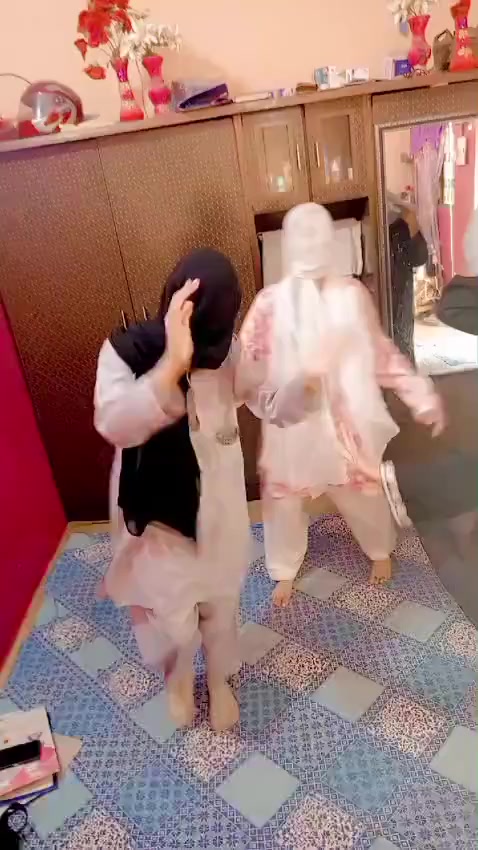 @✦&bull;┈๑&sdot;⋯حاجی لور⋯&sdot;๑┈&bull;✦💃
