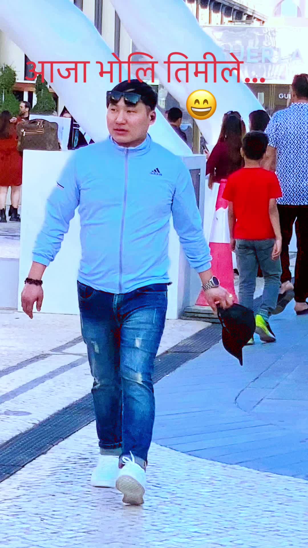 @Mitra magar (खादि 🇶🇦❣️)