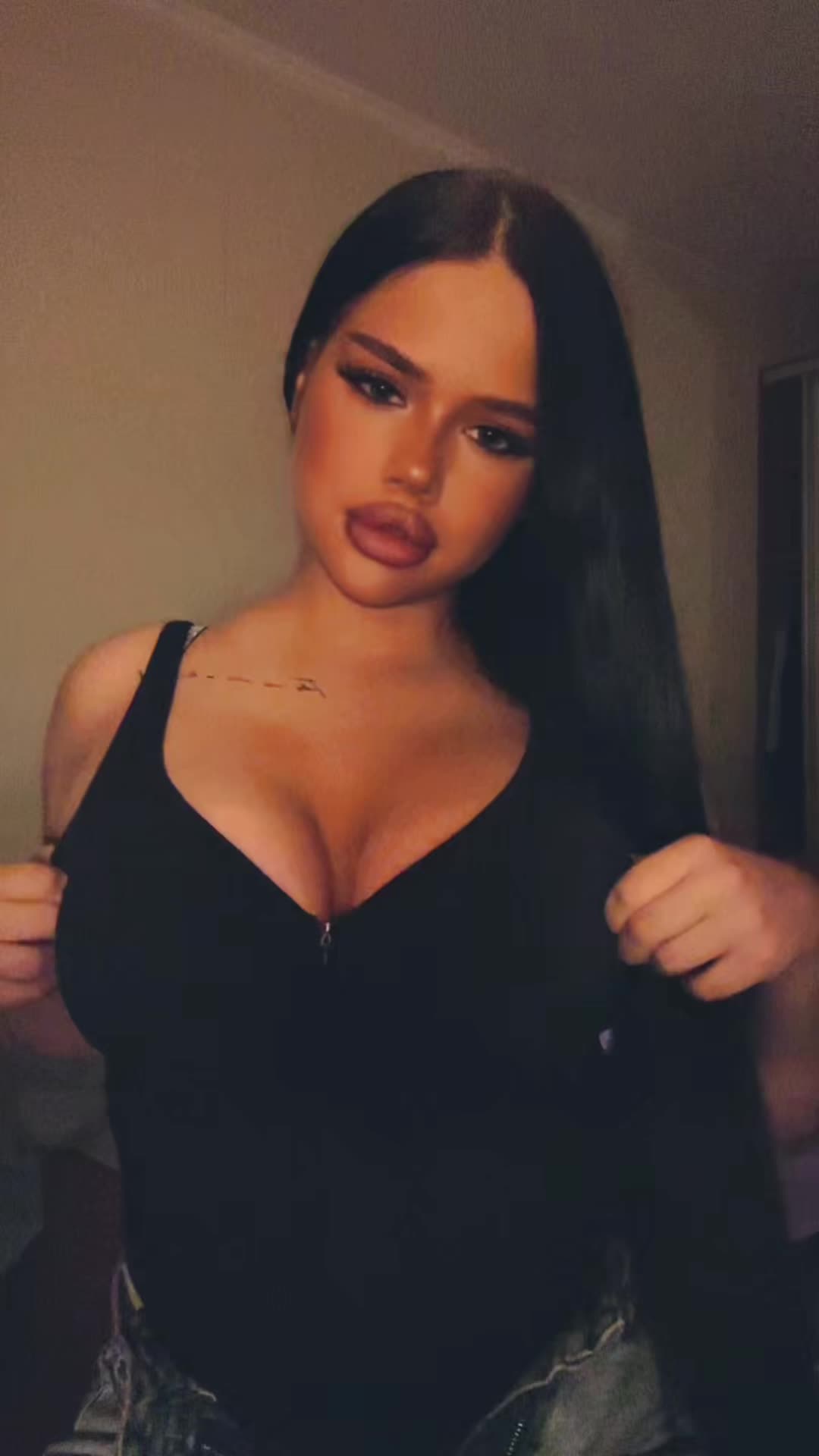 @Тгк: ARINA_FIKALIY