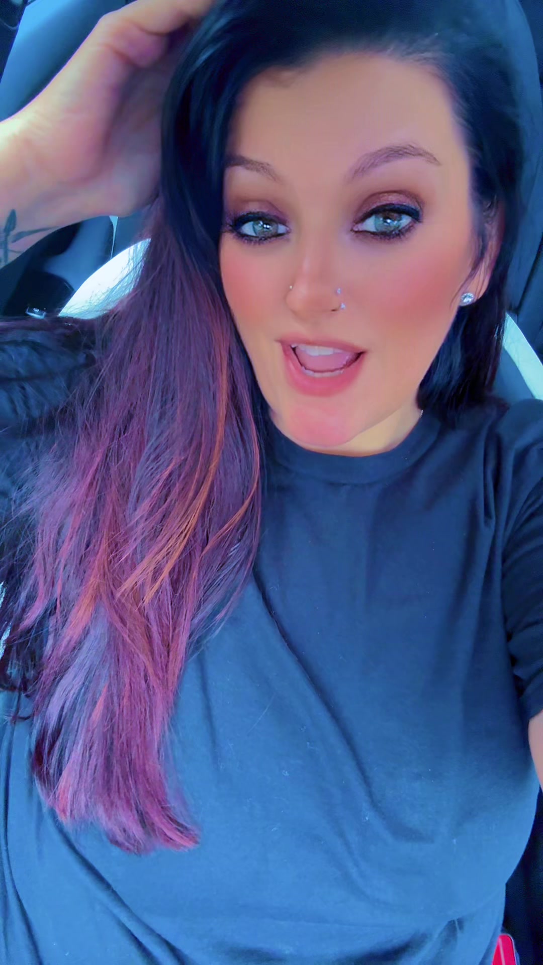 @💗🖤ThIcKaNdSaSsY83🖤💗