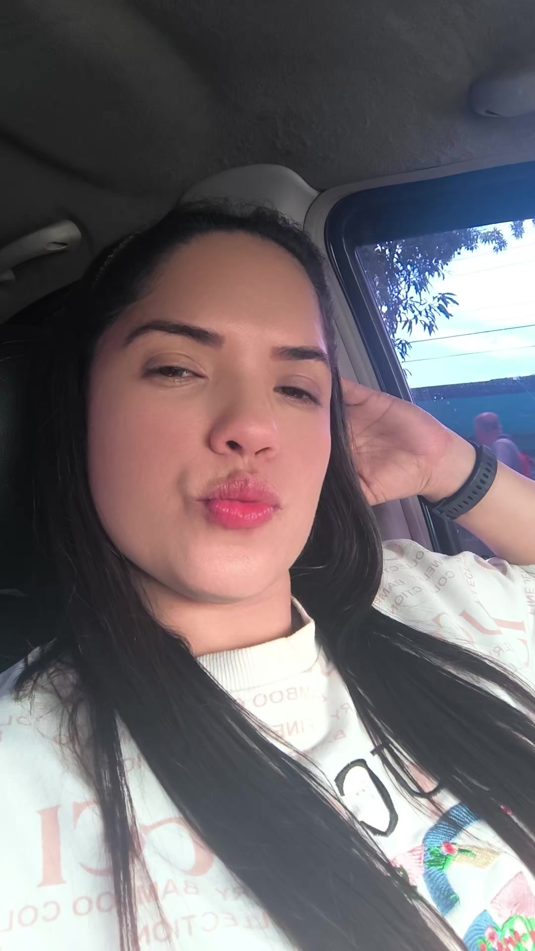 @💃