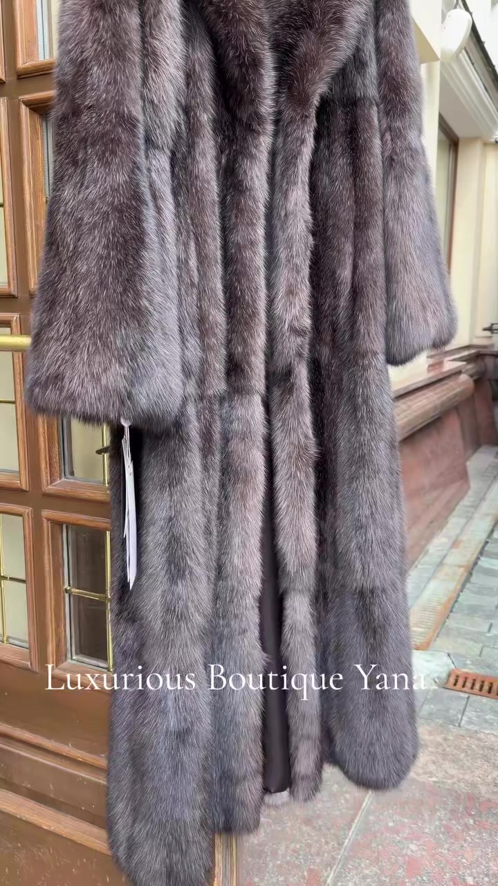 @Luxurious Boutique Yana