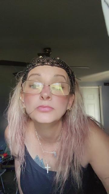 @Theresa Diann 1965 🙏🙏🦋🙏