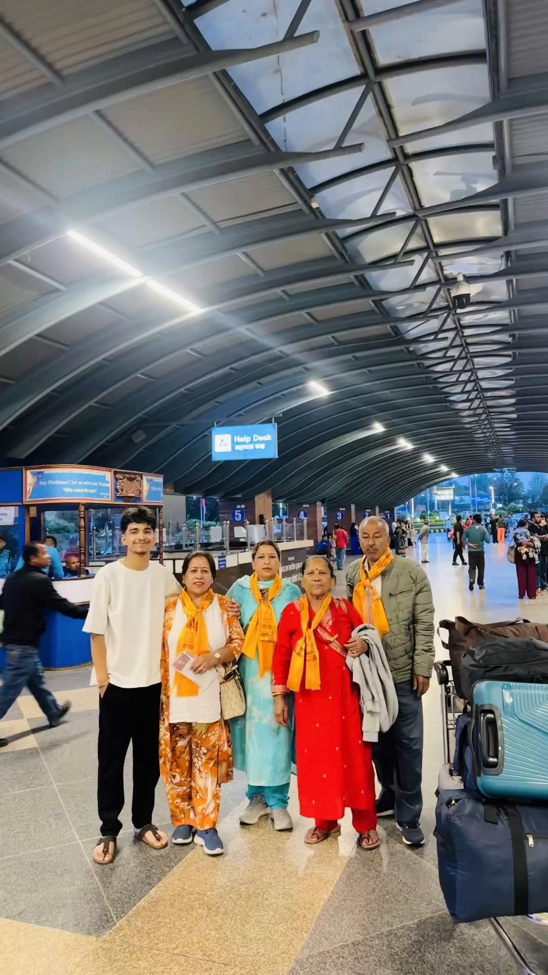 @Mika_Kunwar.