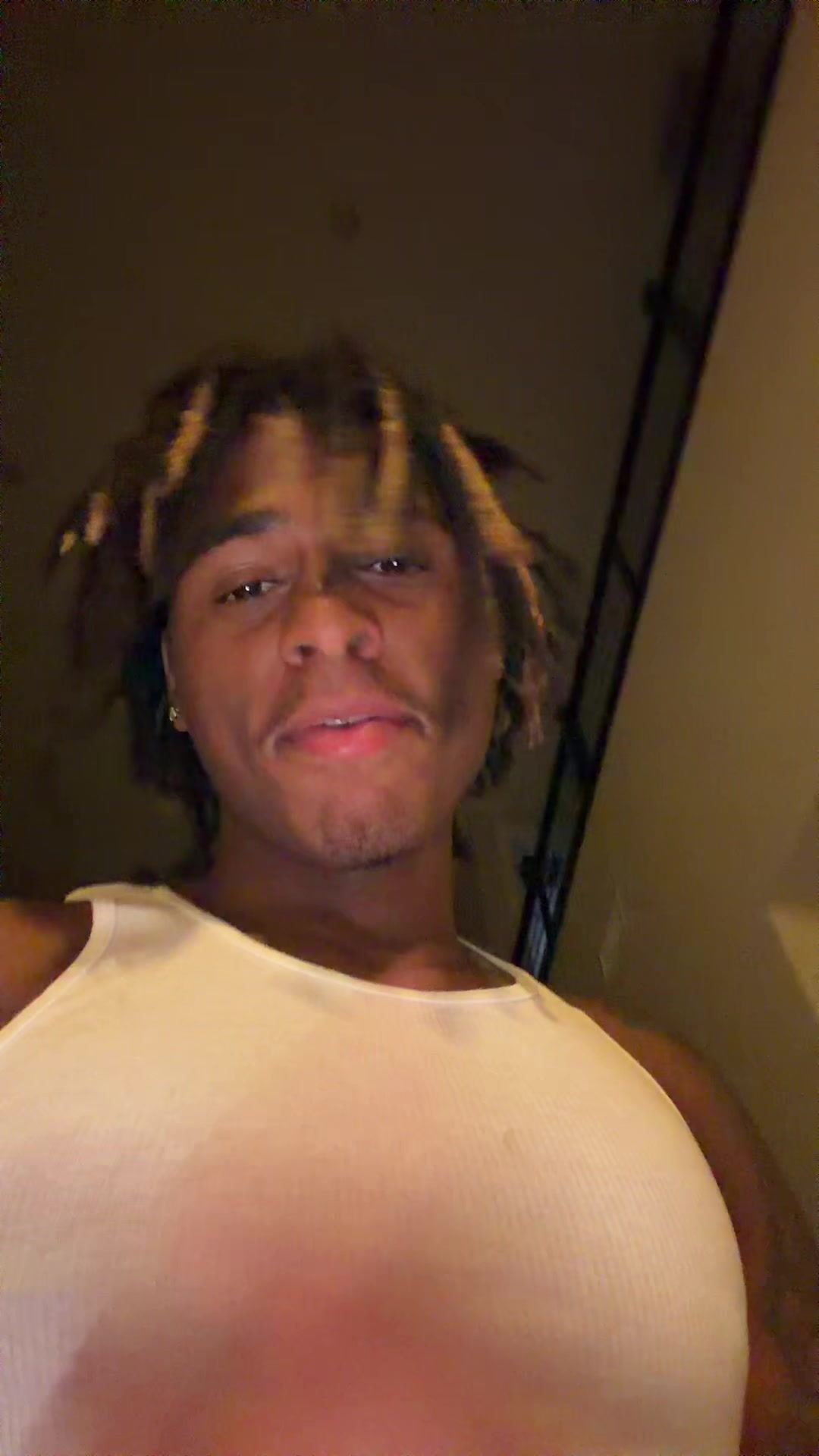 @__vonyy
