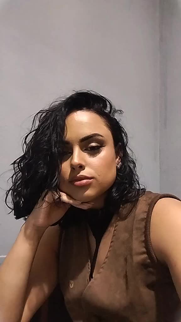 @Vitoria Feijo Saraiva