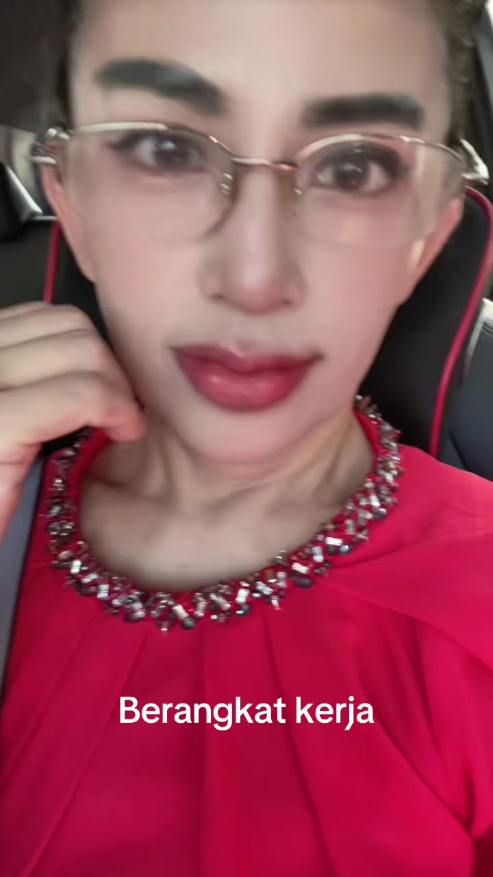 @黃后