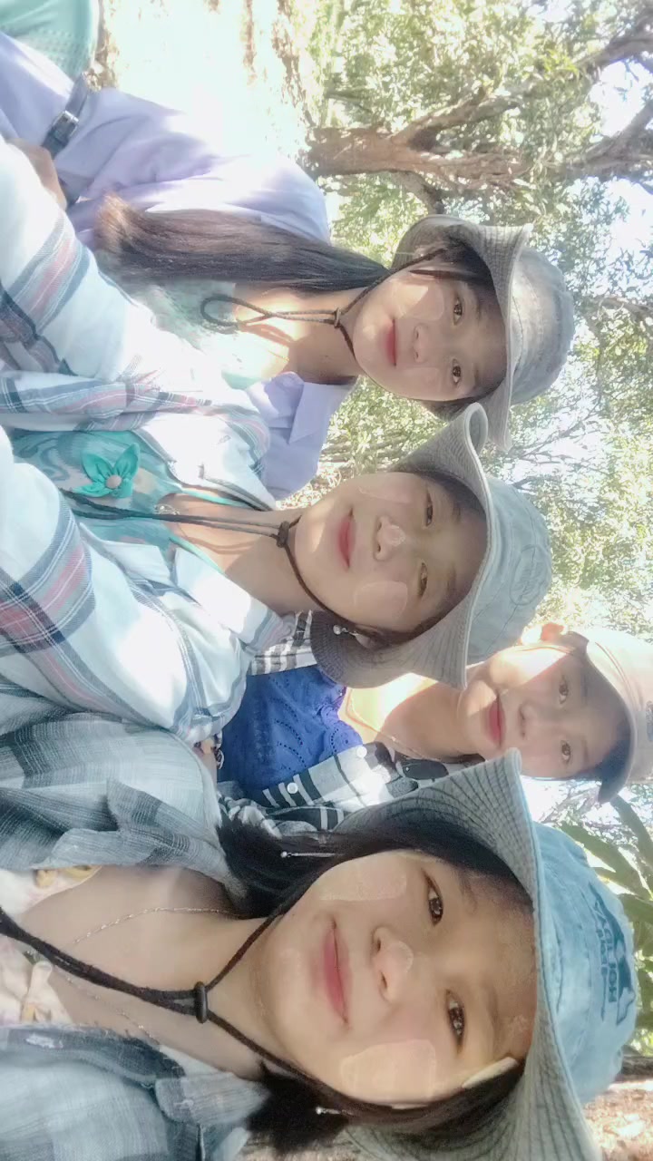 @မိုးရီး"🥷🏻