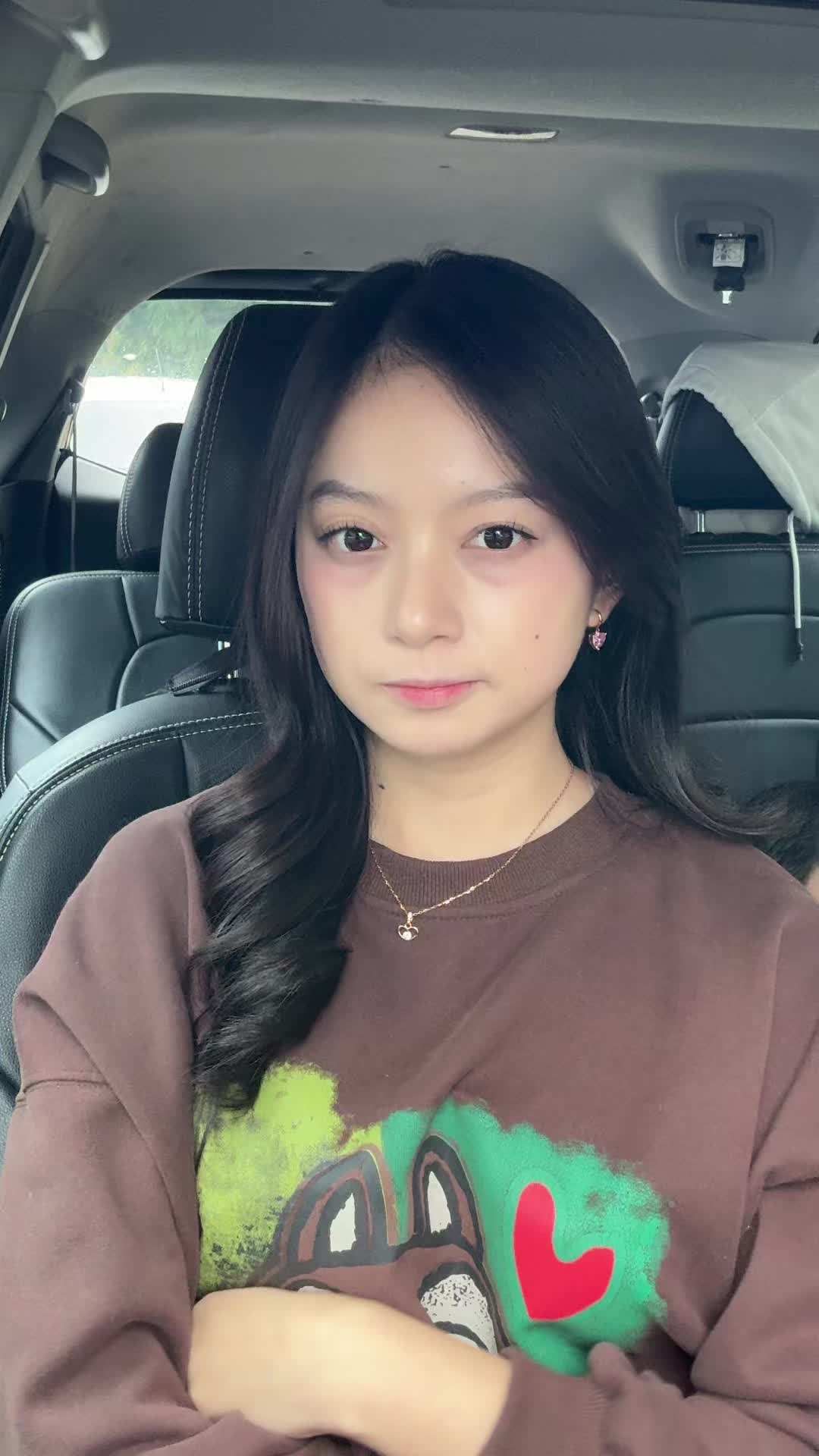 @JOLLYN