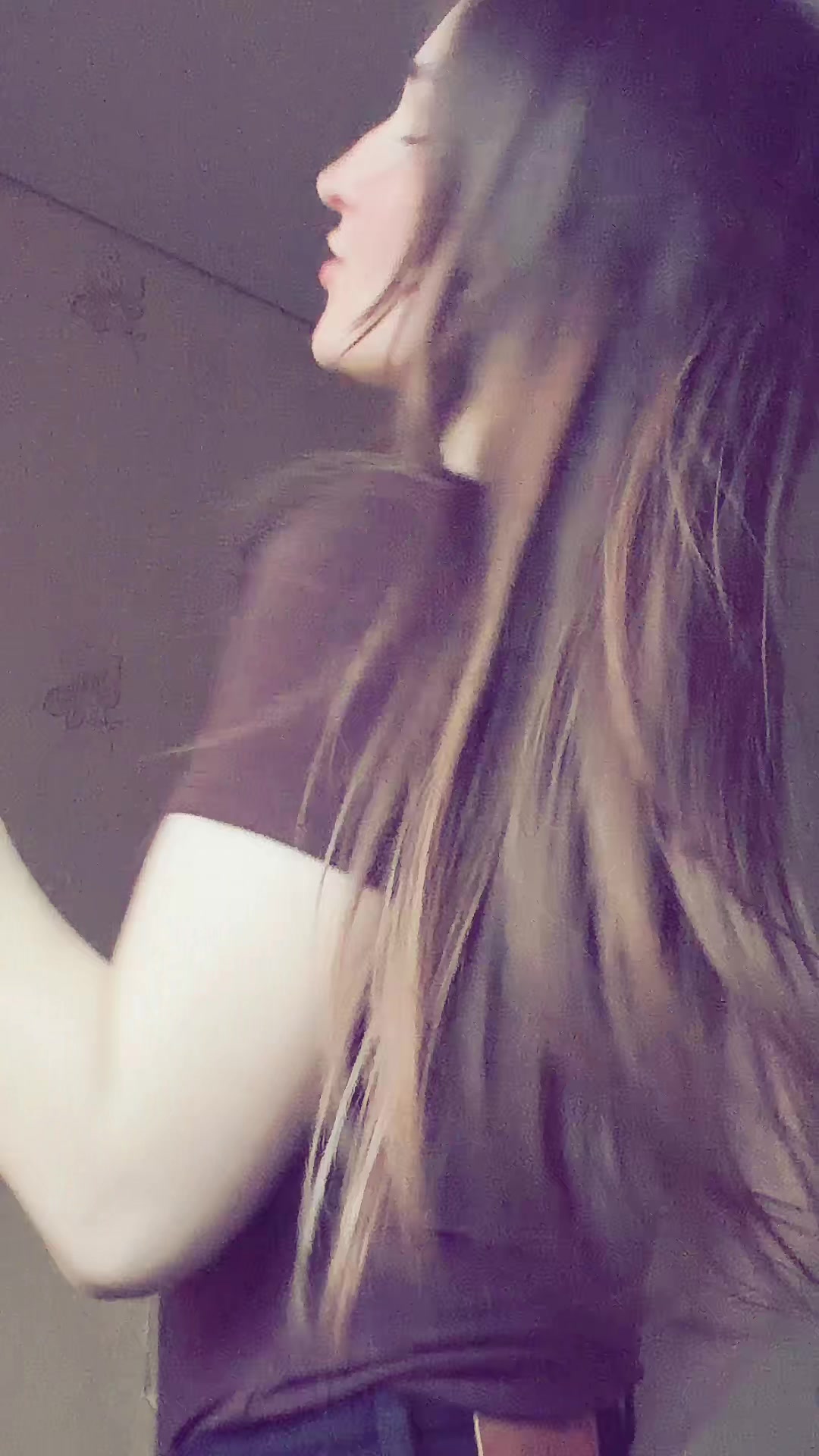 @vikysixx
