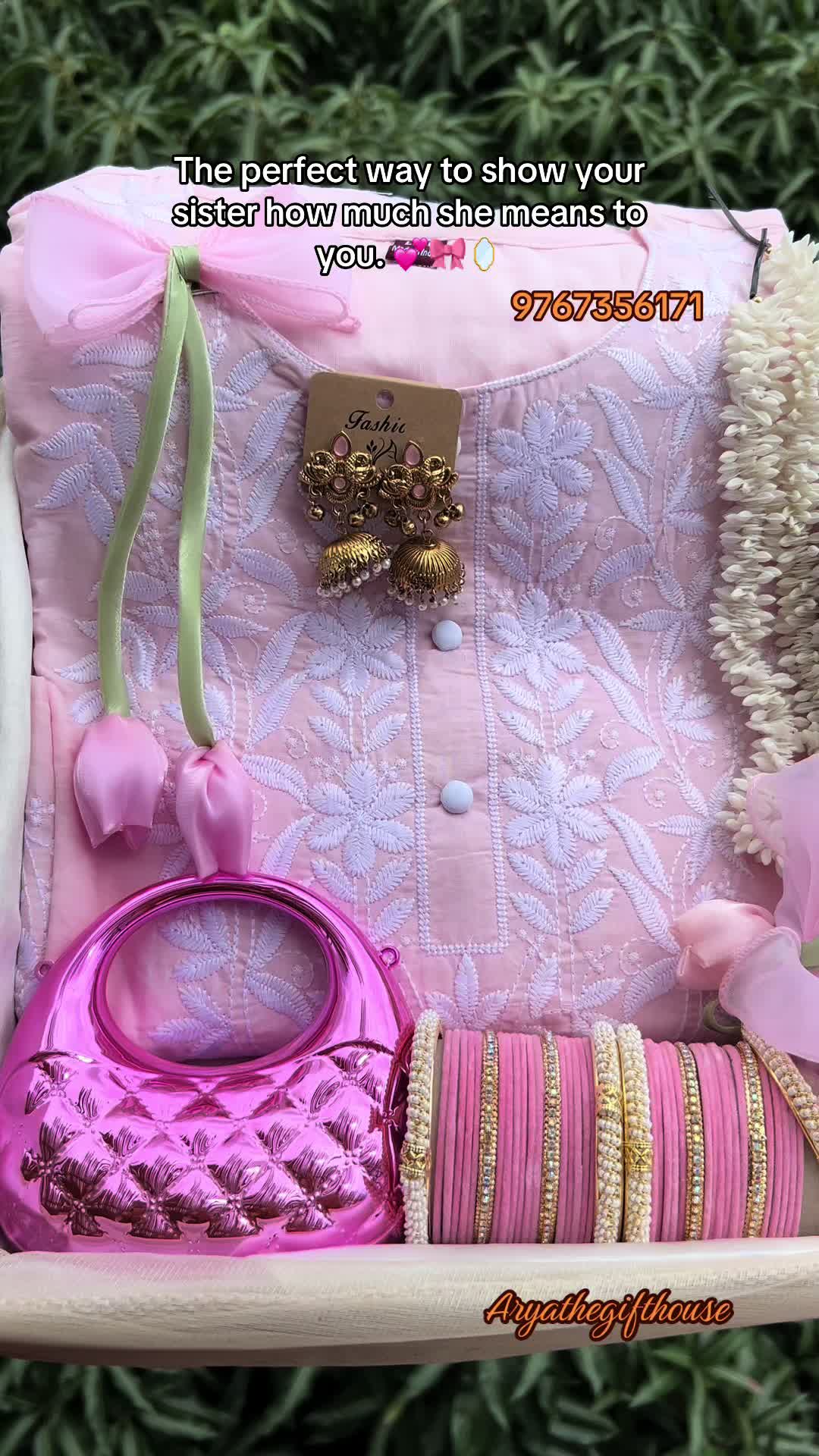 @Arya_The Gift House