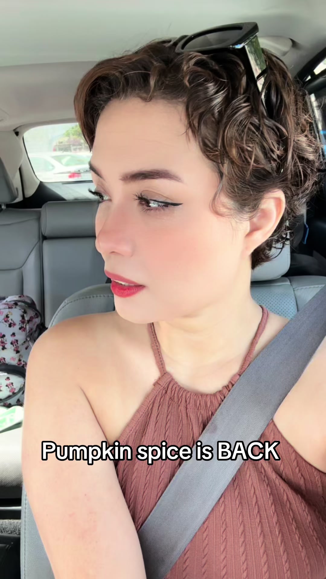 @Moni_Larios