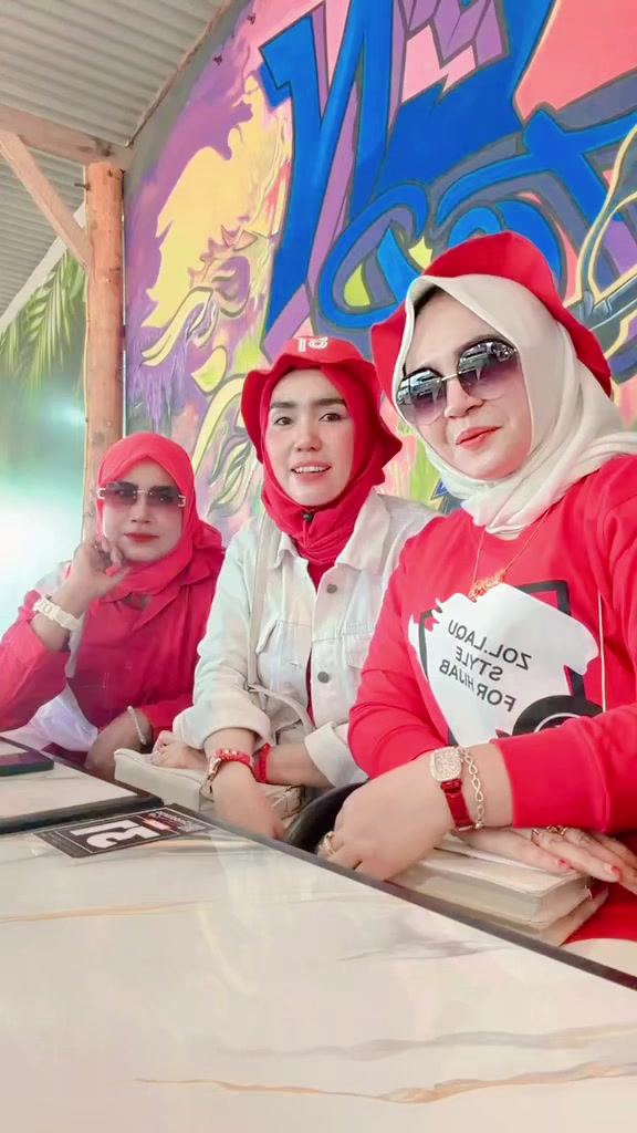 @Emy Mijar