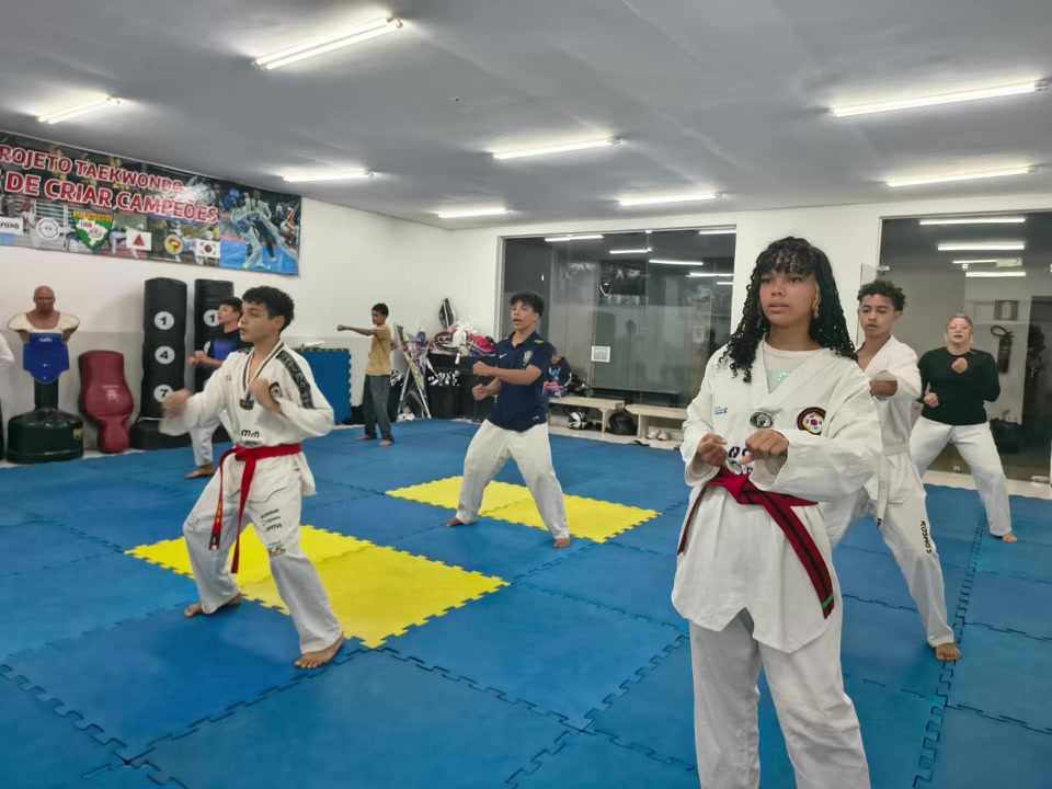@ASSOCIA&Ccedil;&Atilde;O  KOSMO&rsquo;S