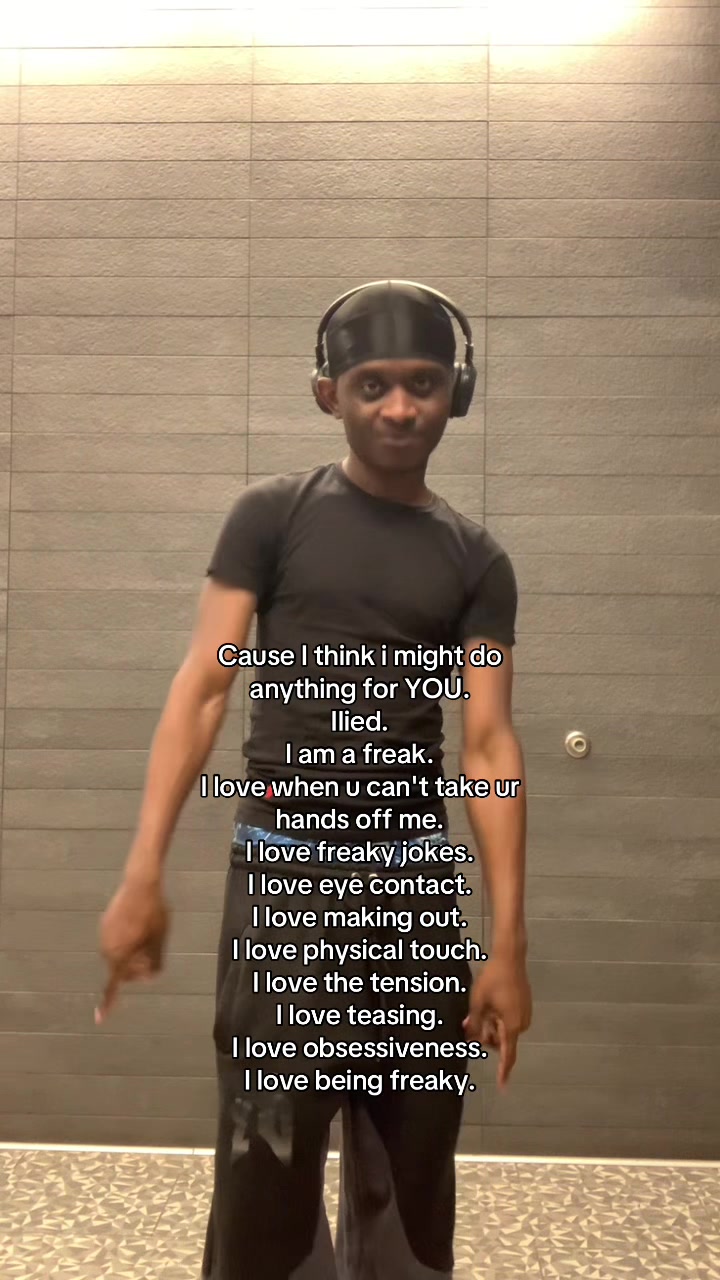 @E̷ Z̷ A̷ Y̷ 🖤