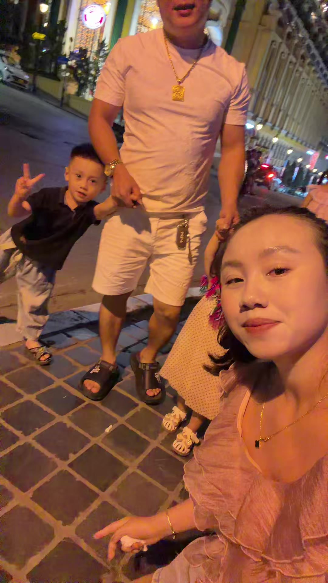 @Anh công