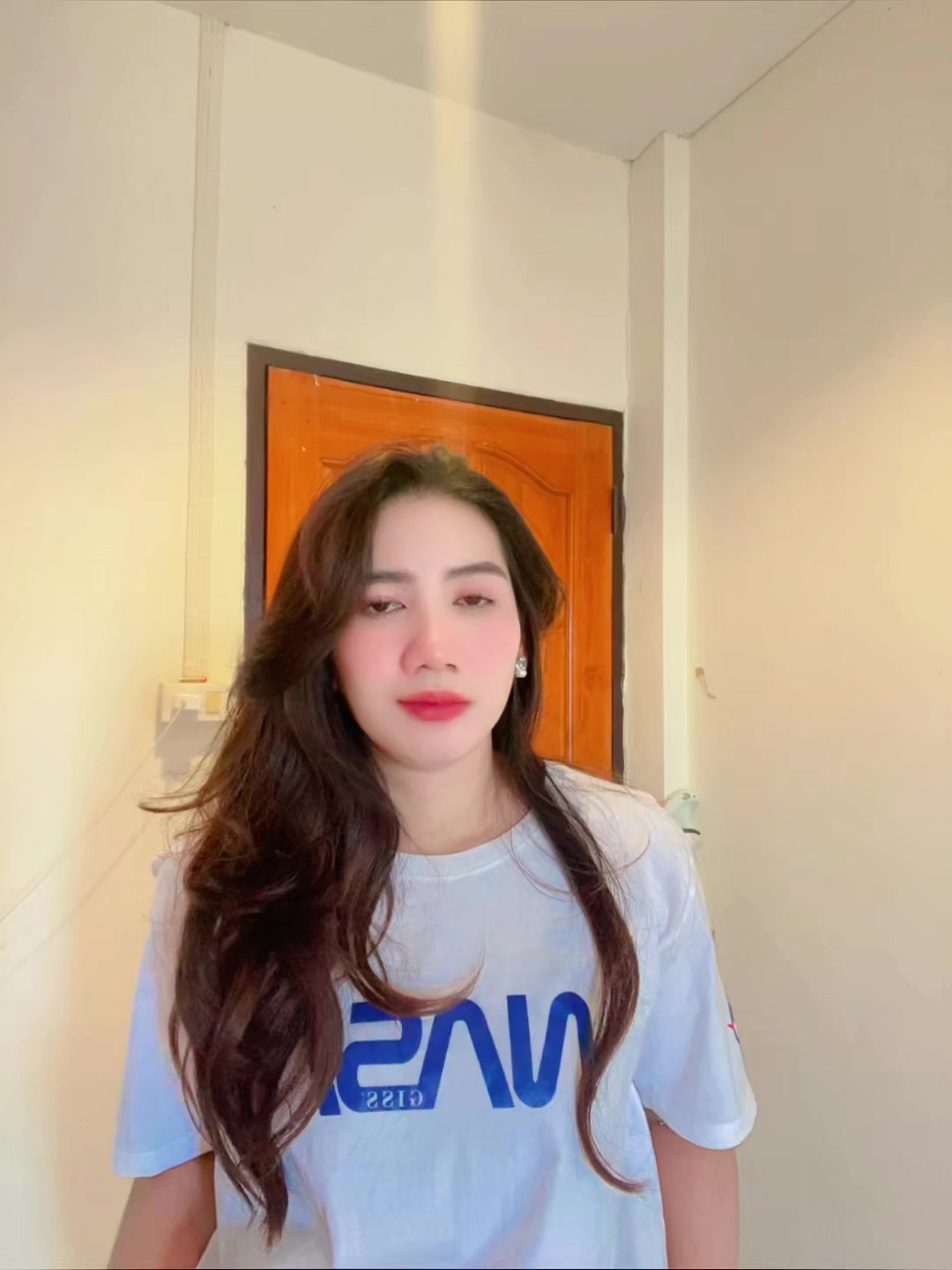 @🤍 🖤Iamfilipina 🖤 🤍