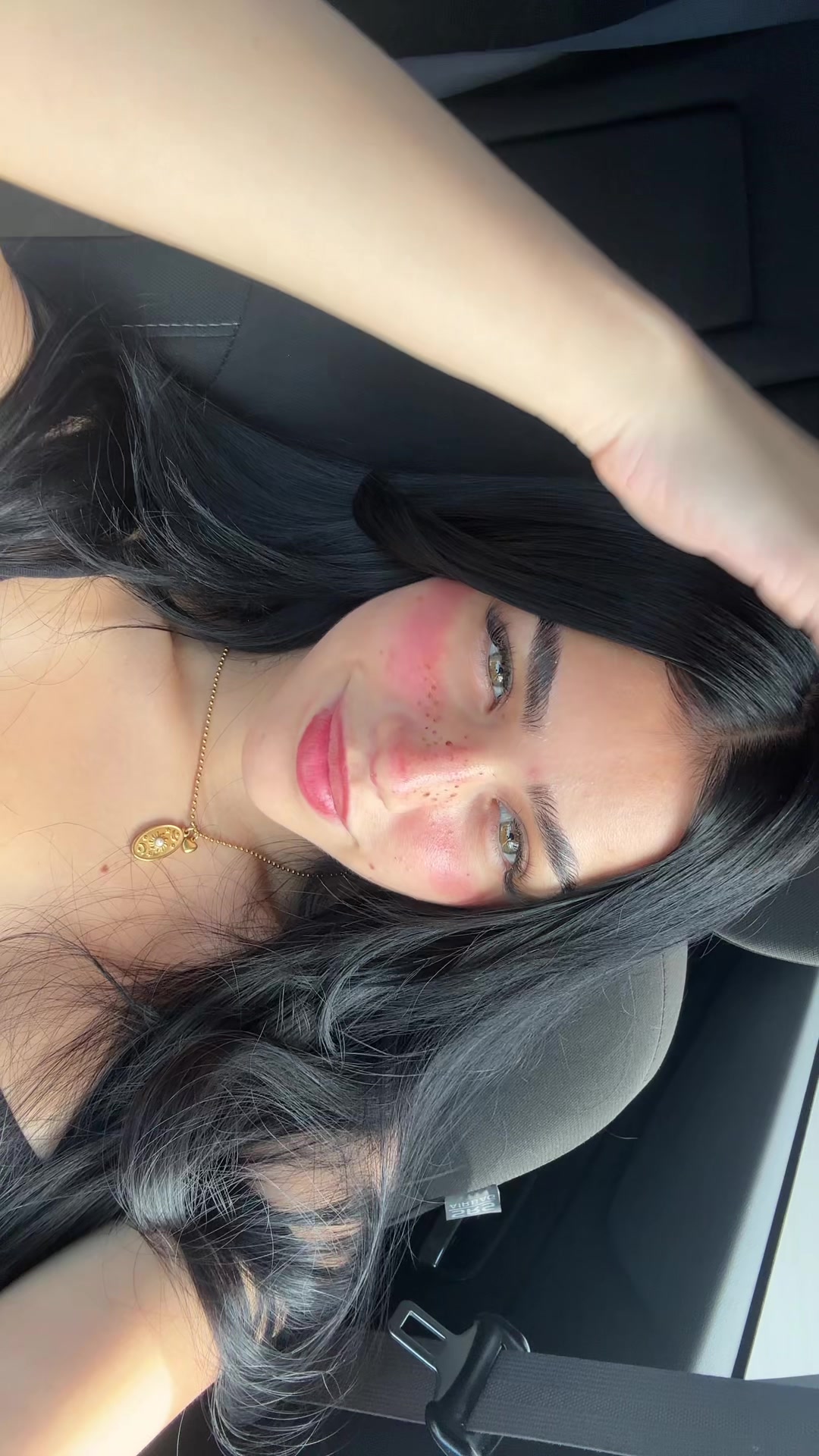 @L I E 🌙