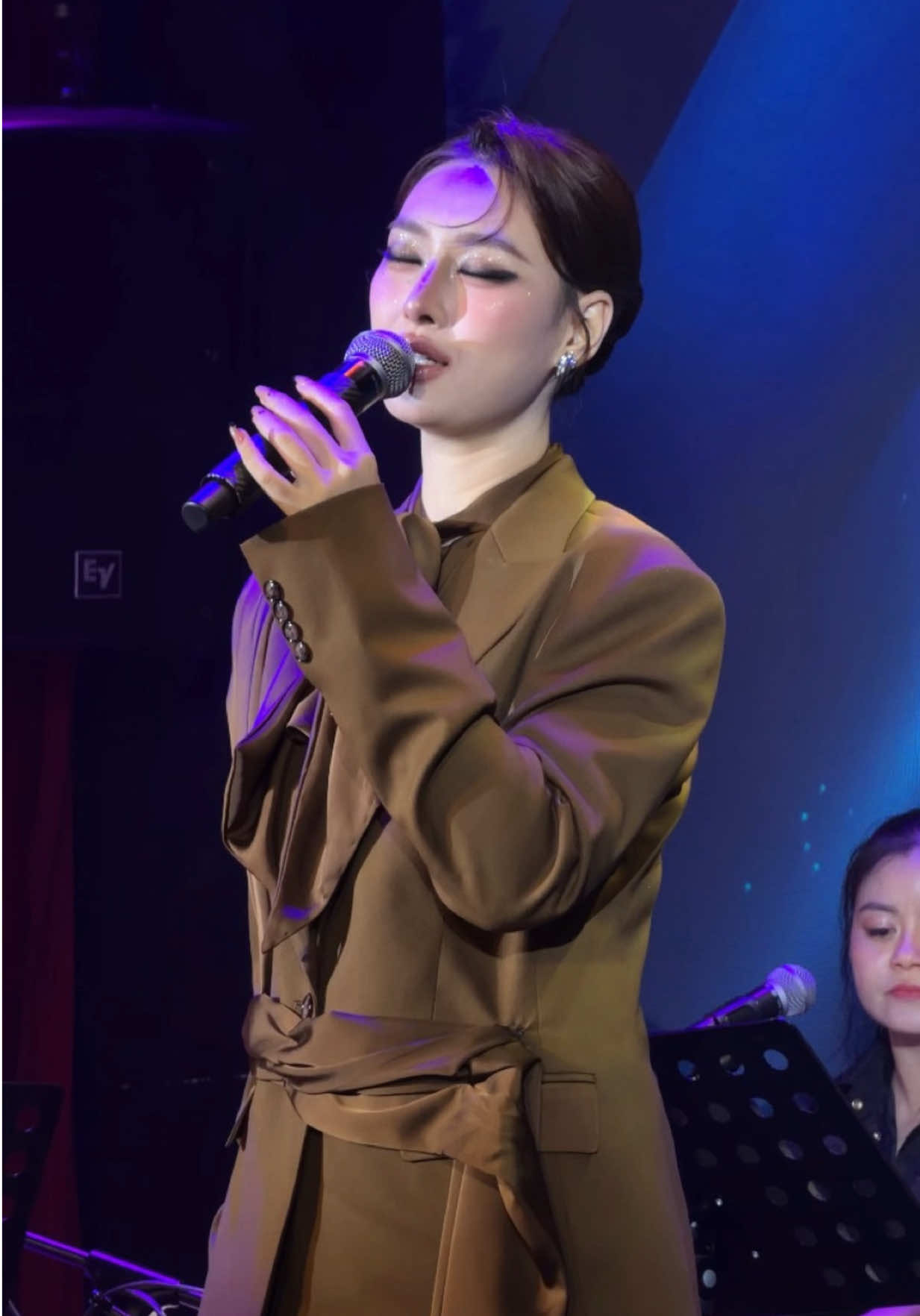 @Phòng trà Bến Thành ✦