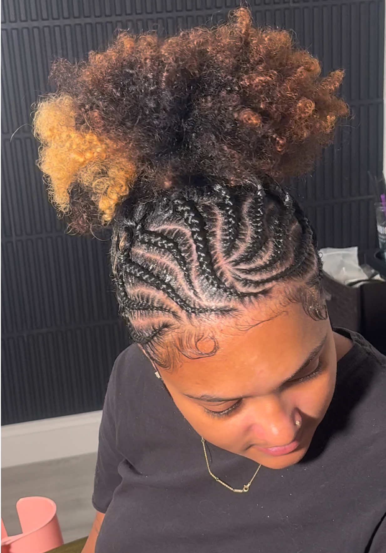 @Cape Cod Hairstylist ๐๐ฝโ๏ธ