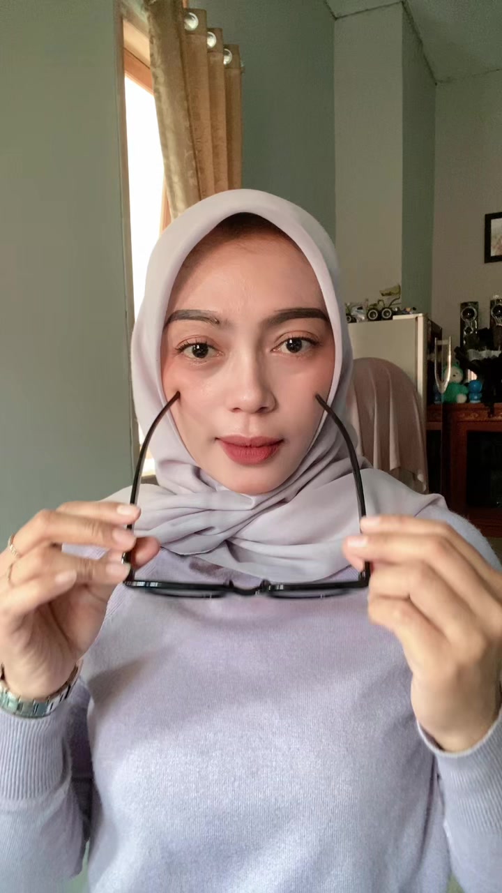 @Neng Ira💫