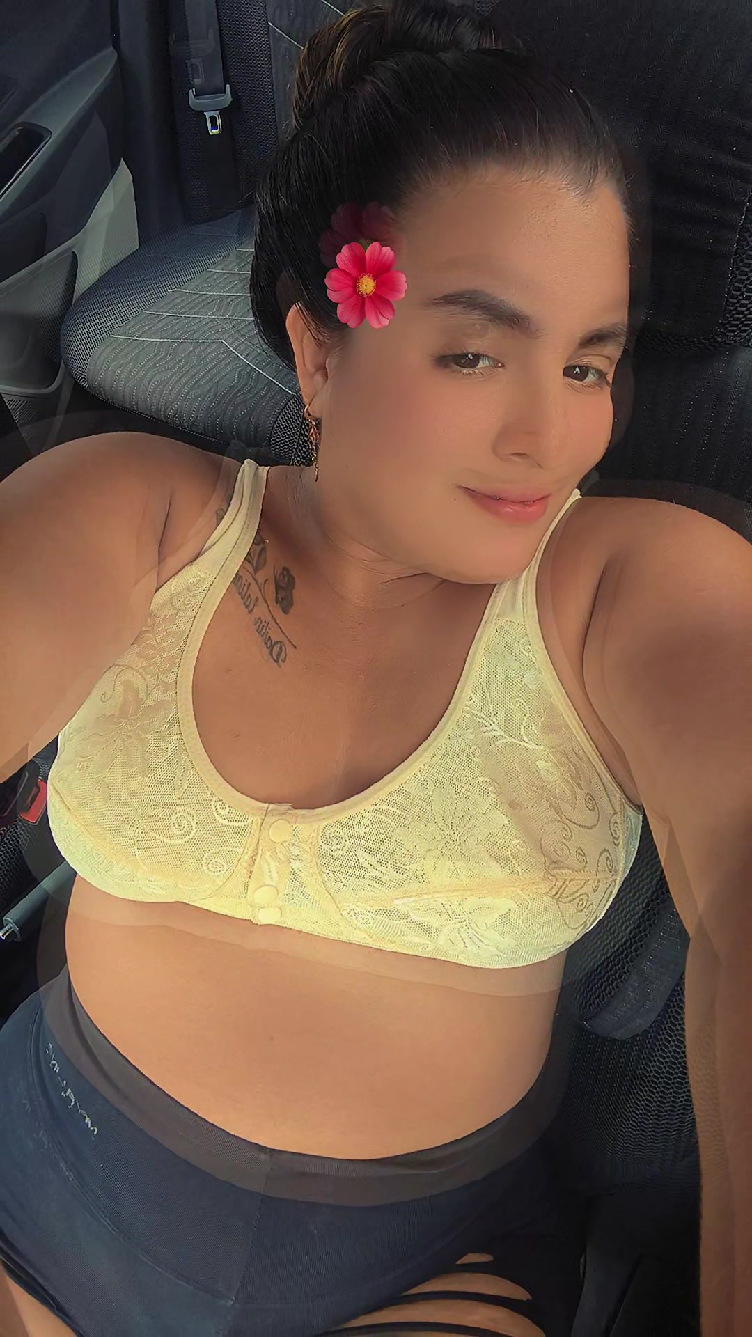 @daniela gomez