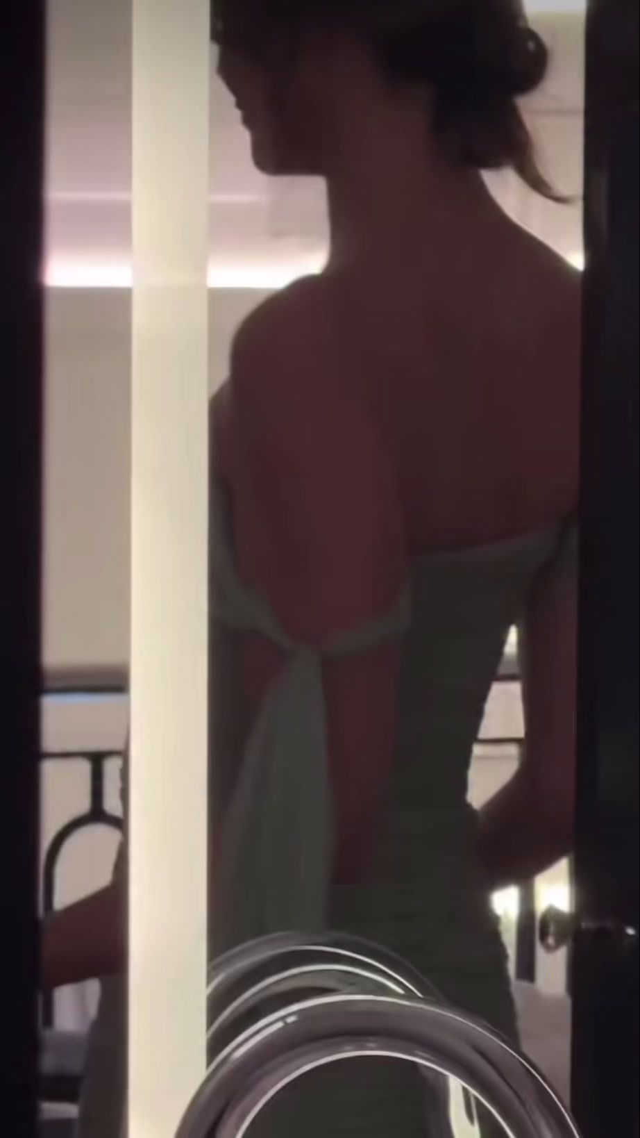 @〰️