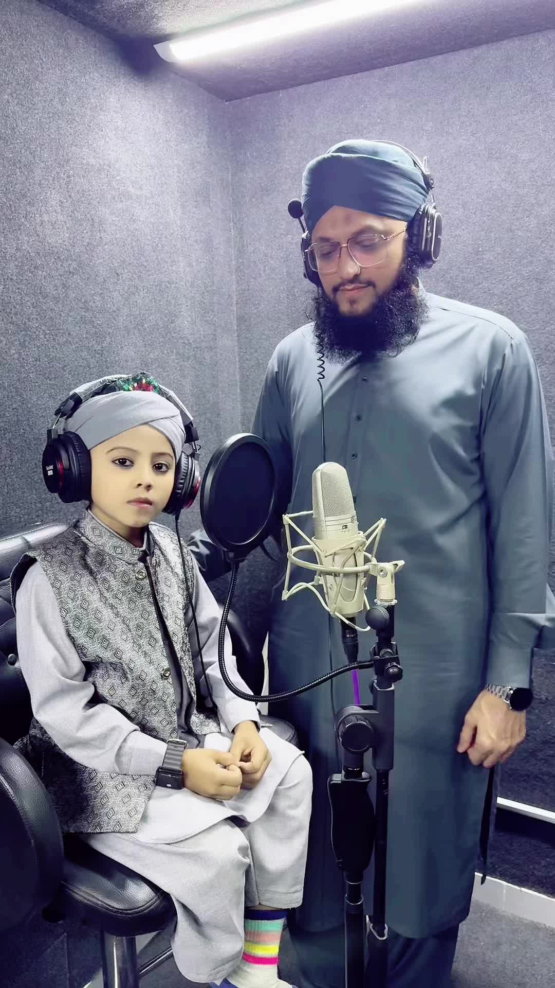 @Hafiz Tahir Qadri