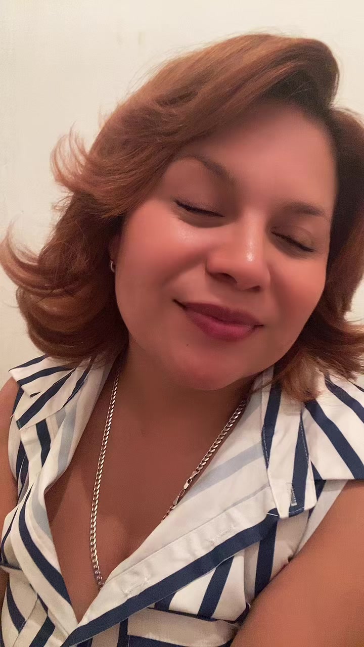 @Vronik Loera
