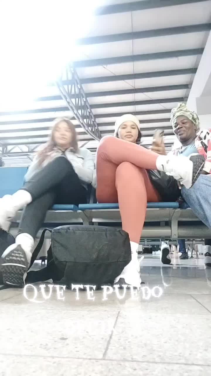 @Odalyzca