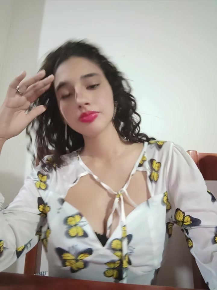 @Kitty 🌷