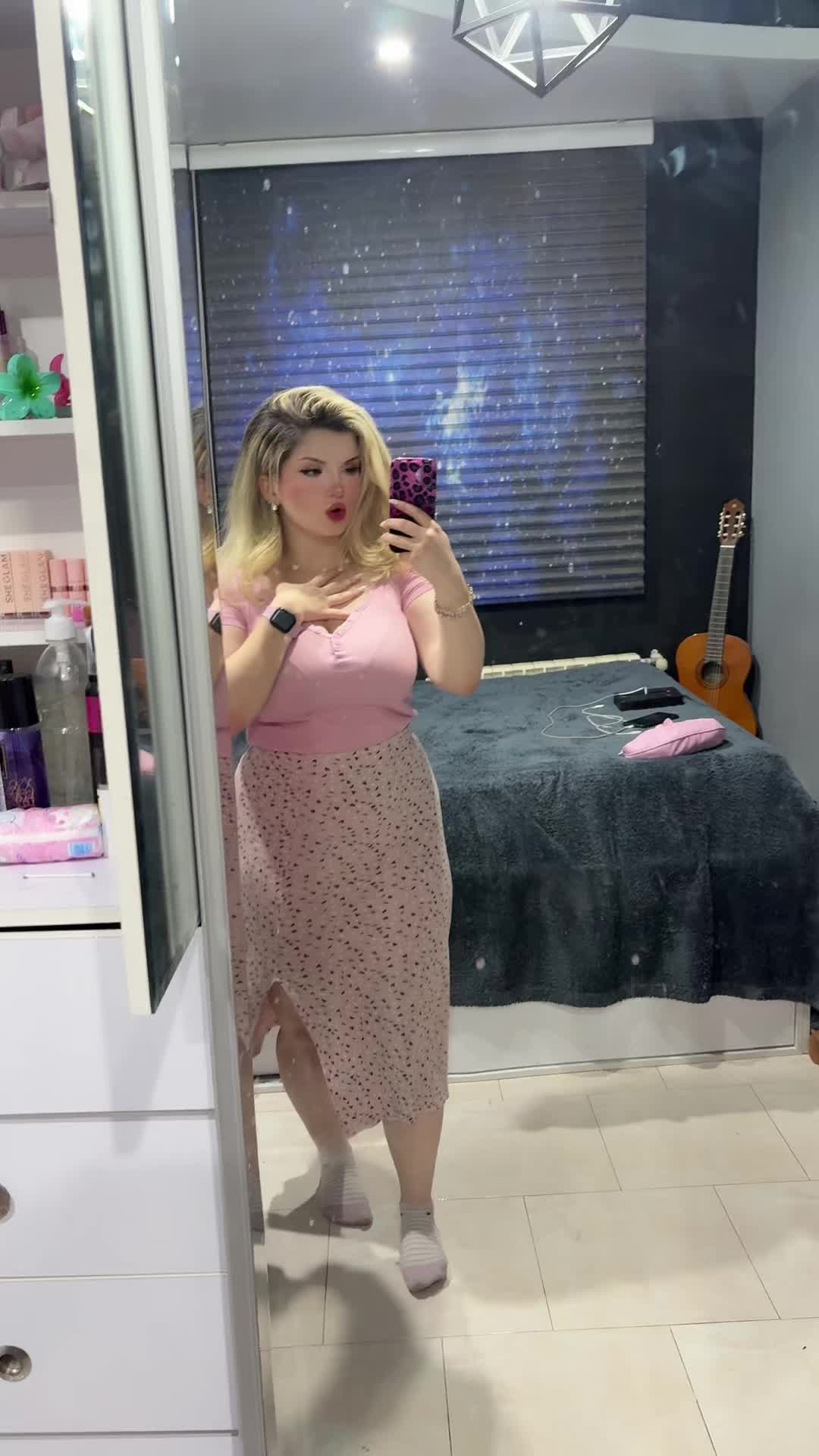 @Anahitaque