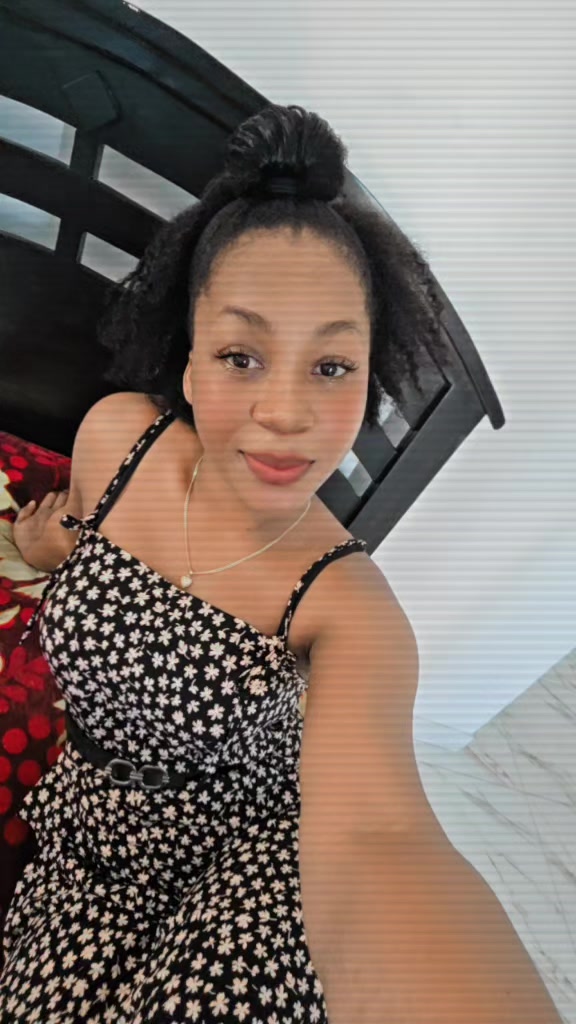 @🥰🥰 Pretty girl 🥰🥰
