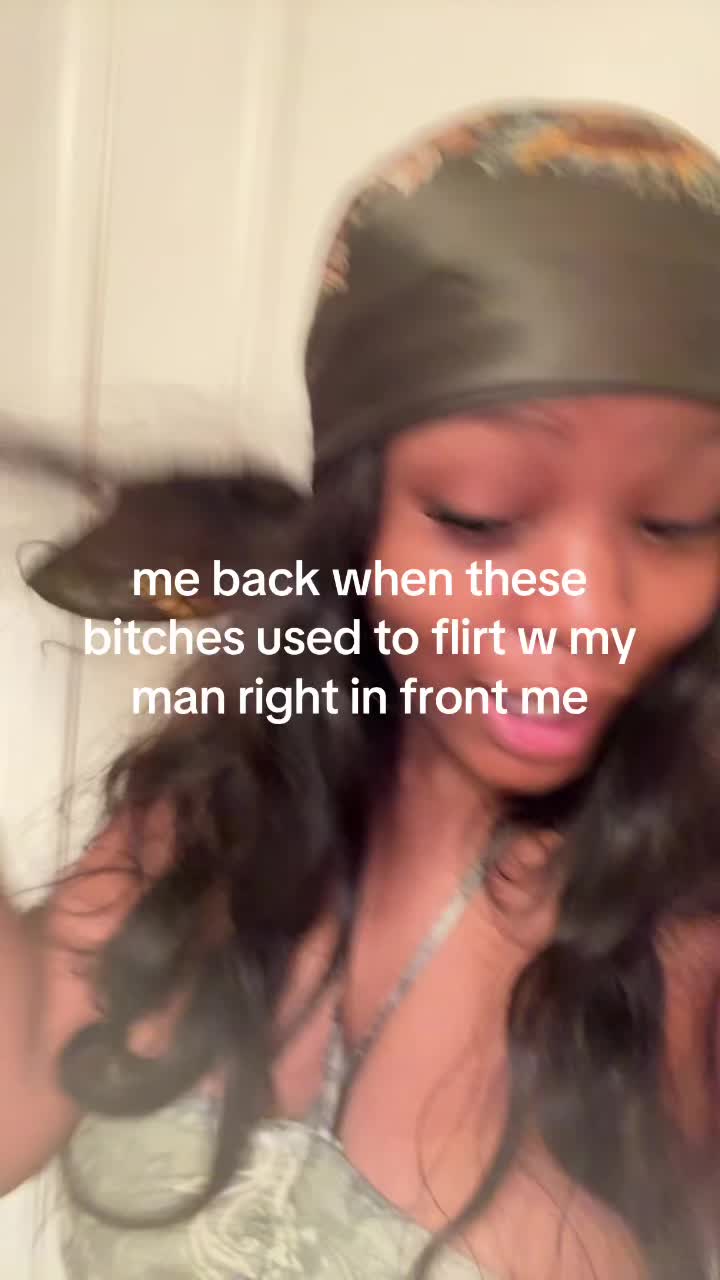 @𖣂
