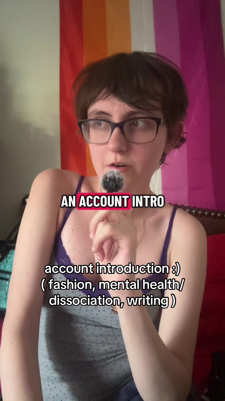 @esm&eacute; ⚢ writer & mh advocate