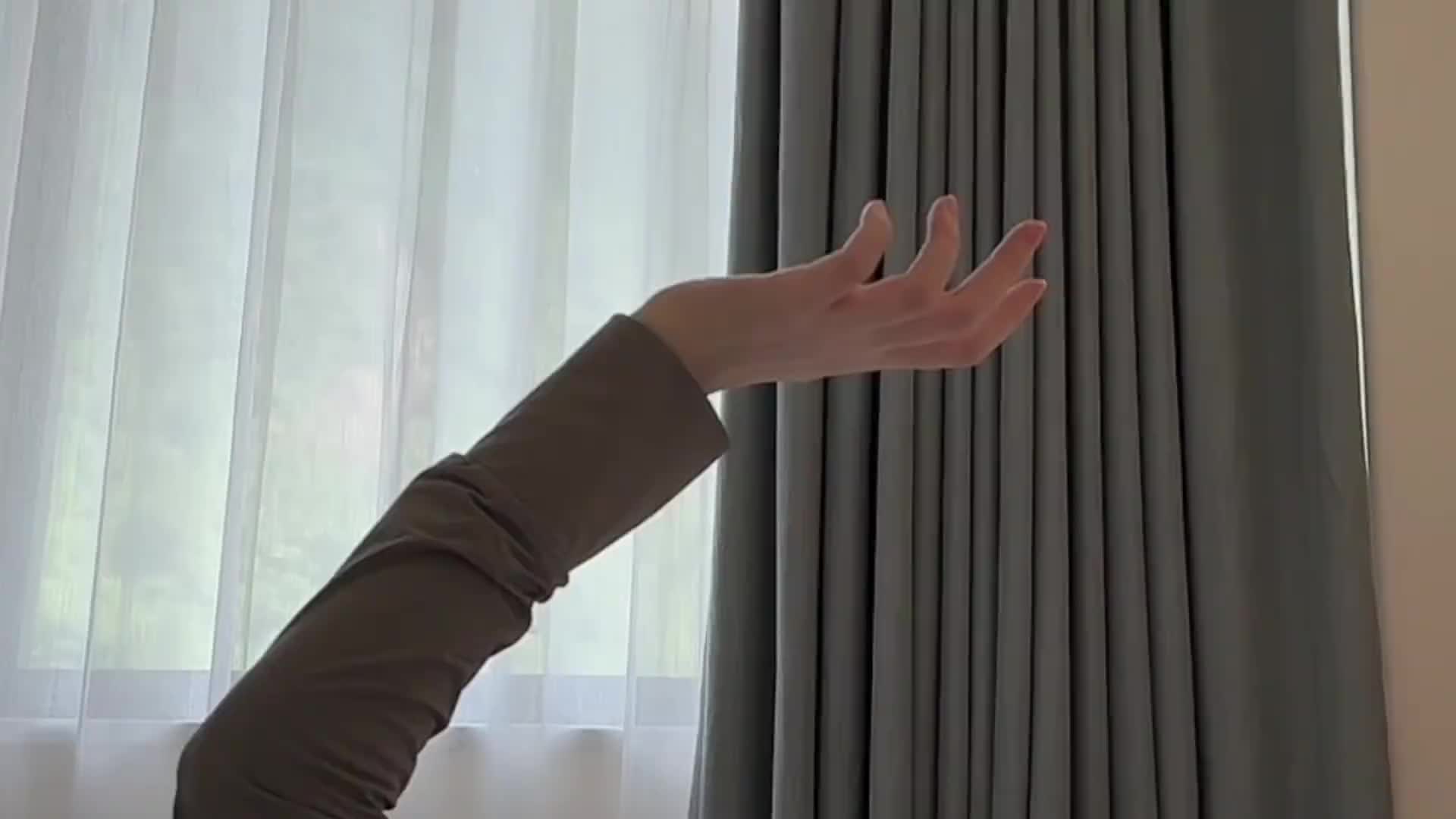 @𝘔𝘰𝘯𝘢