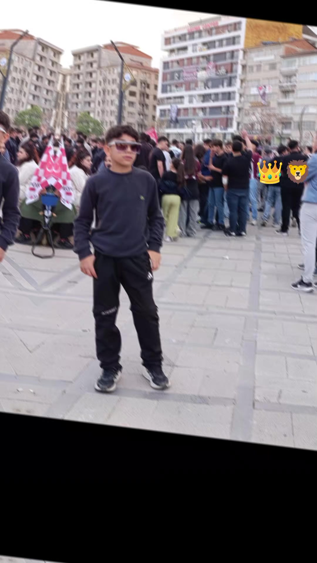 @👑🧢HAMZA👑🧢