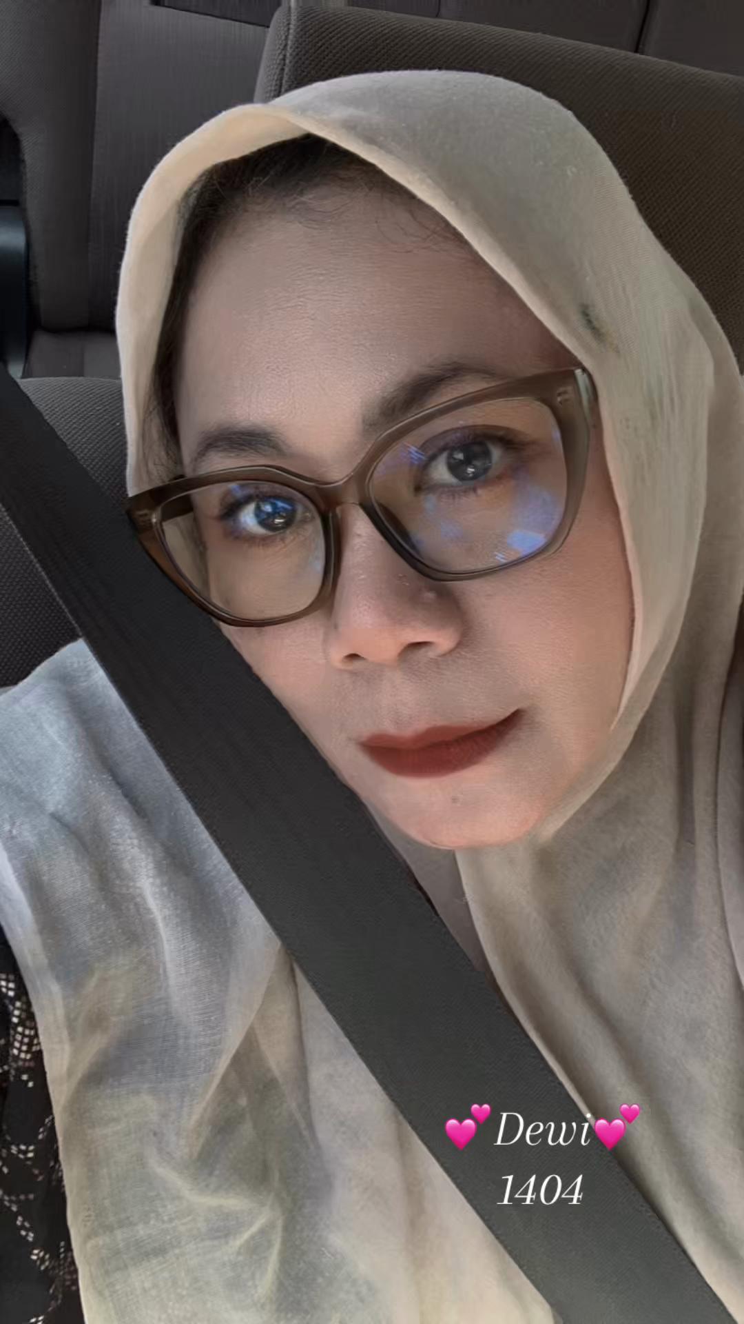 @💕Dewi💕