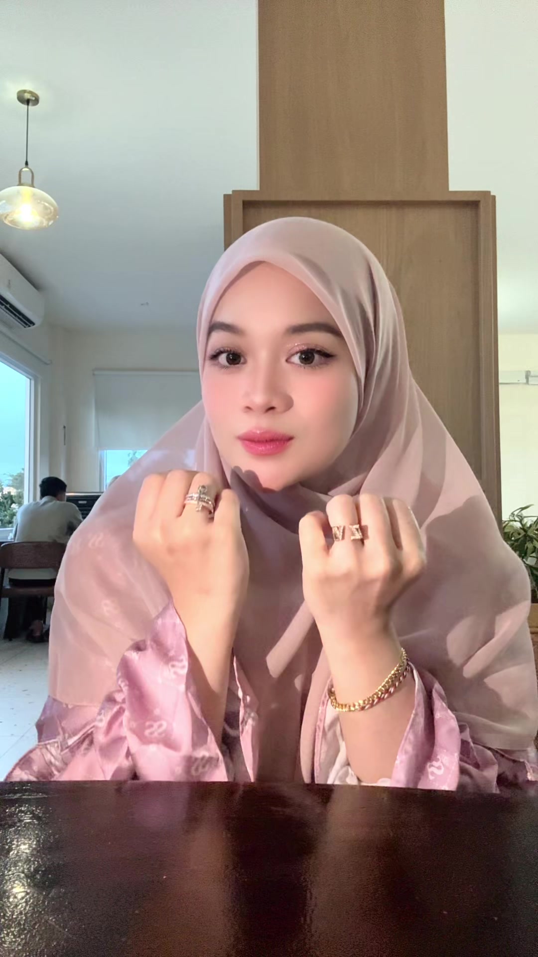 @Zulvina