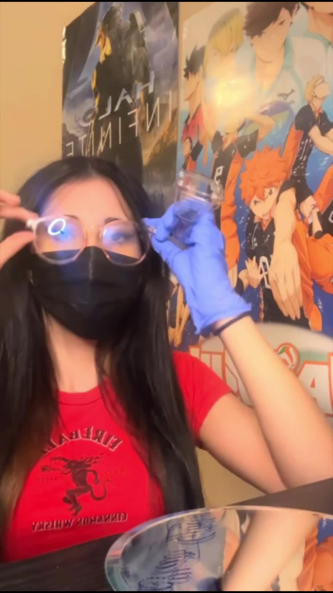 @<3