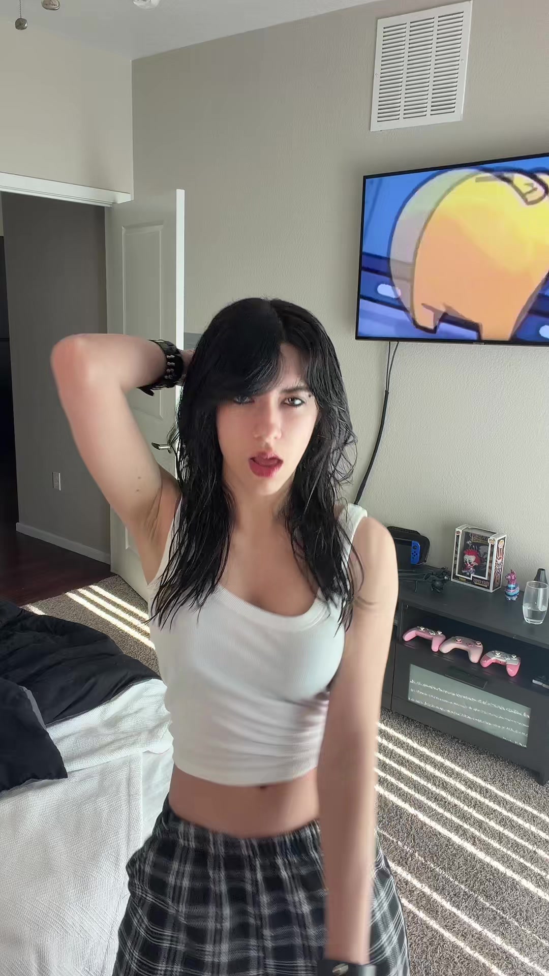 @aveziezzz