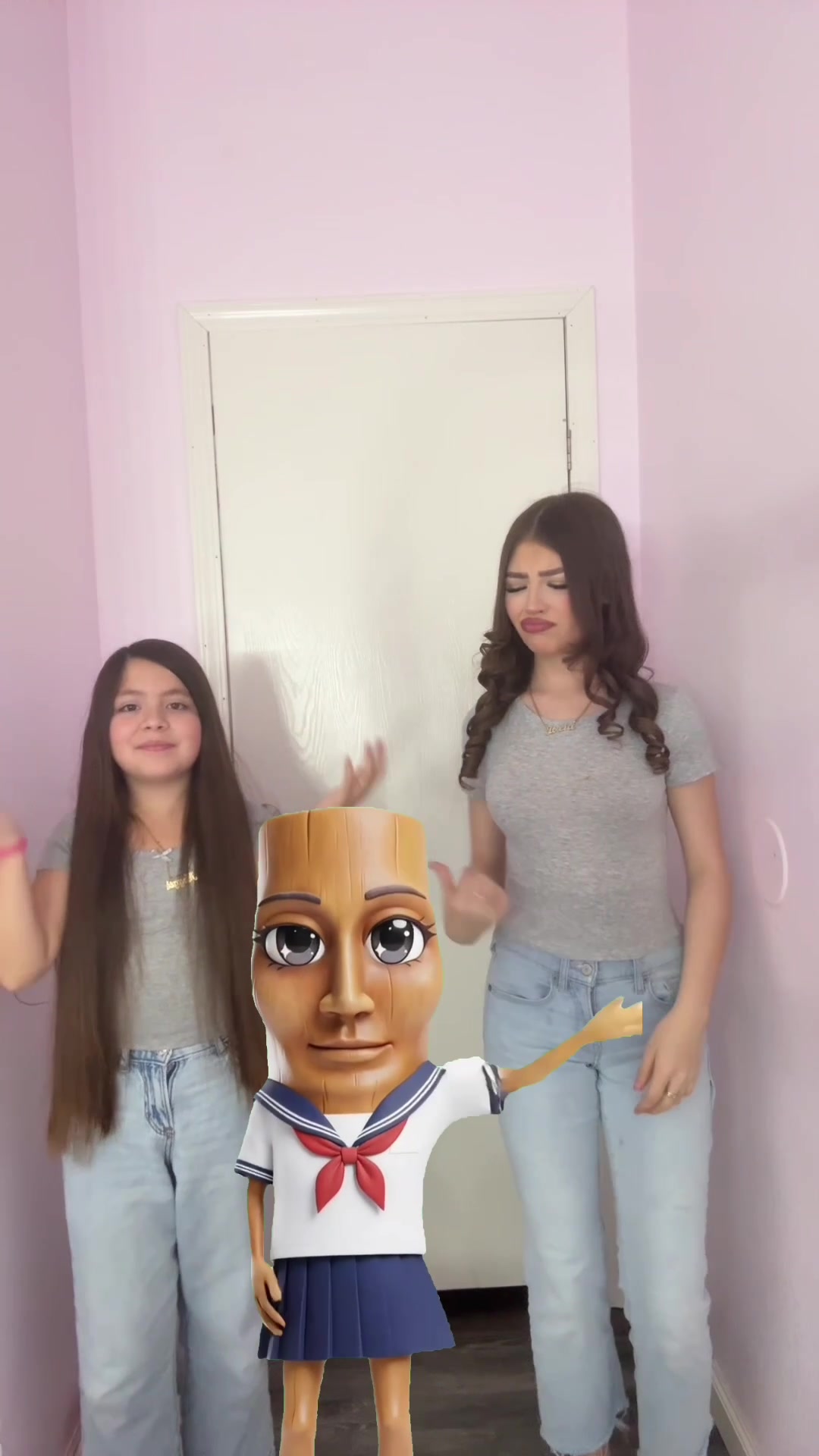 @Deliciaasisters