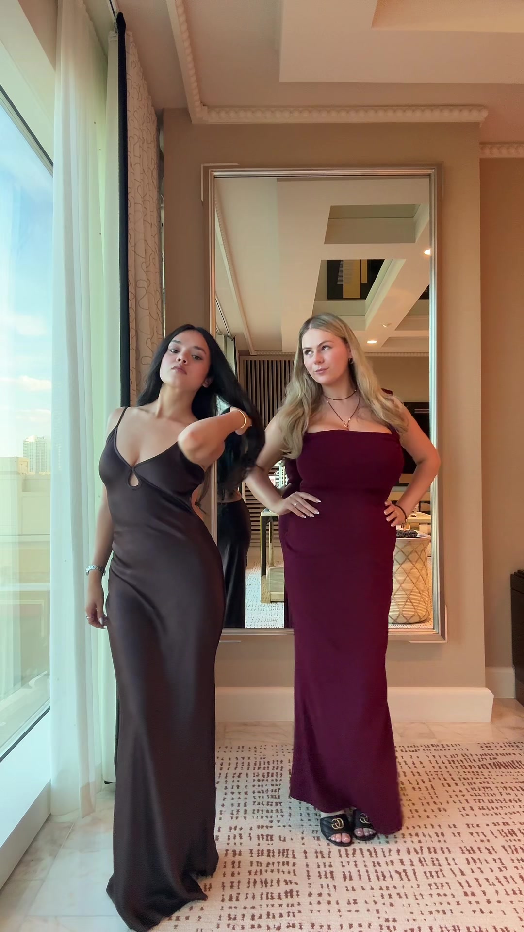 @EmspensiveEmily