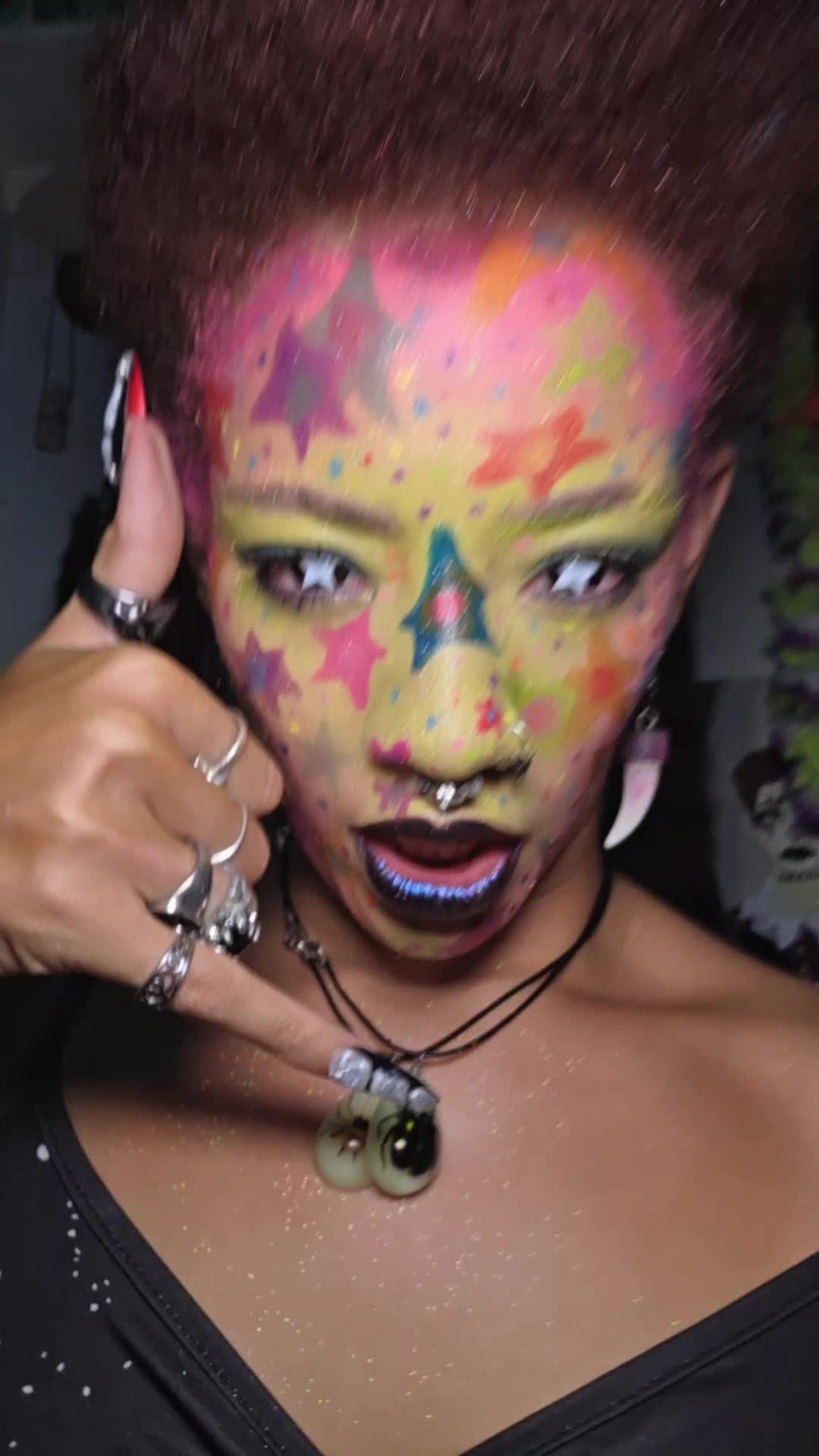 @p e a c h y !