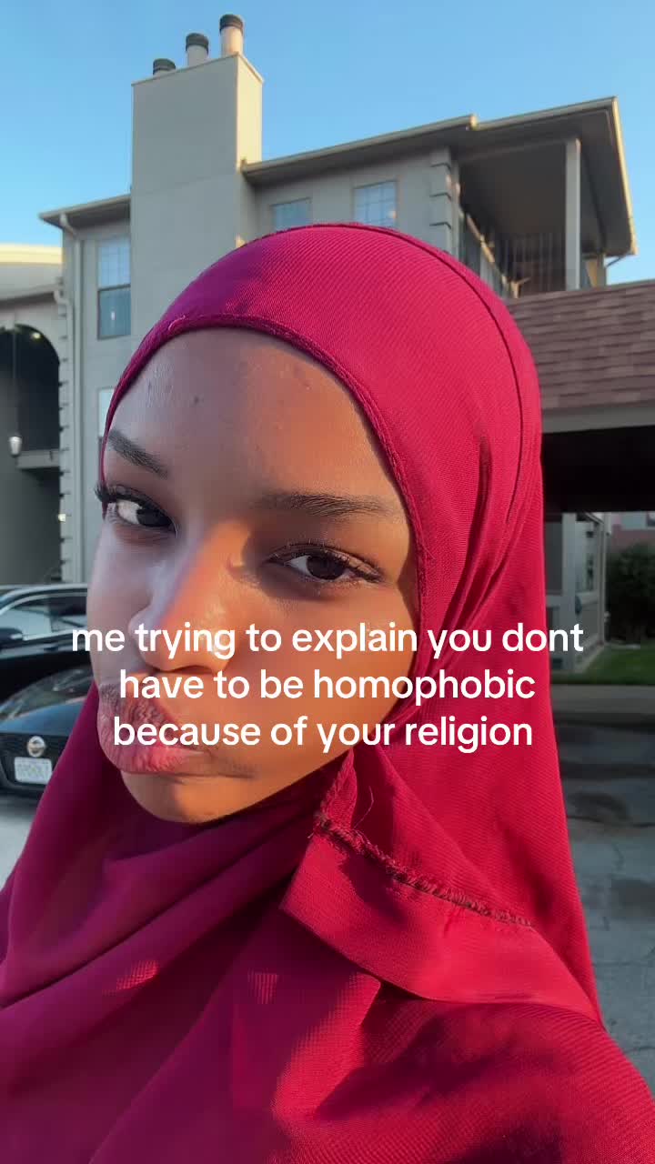 @sabrinmoo