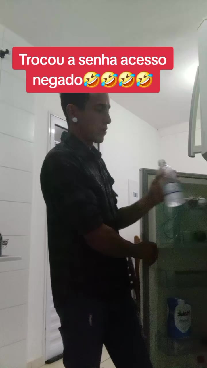 @Ta&iacute;s e Daniel