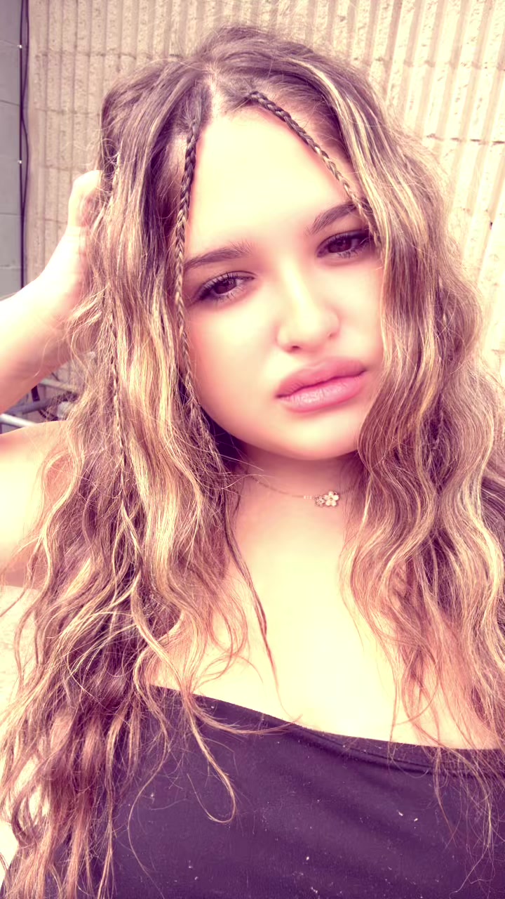 @Liv