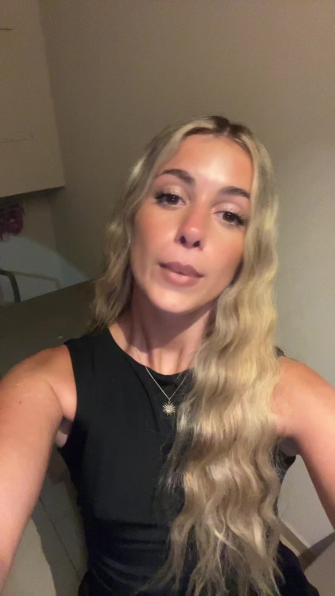 @vi