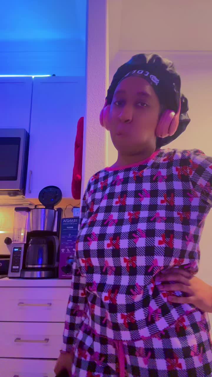 @lovelymika99